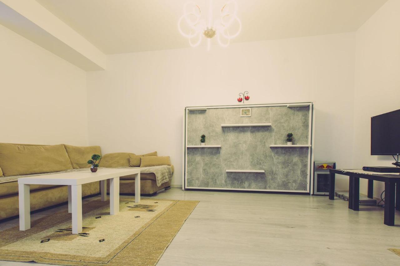 Hristovi Apartments Skopje Eksteriør billede