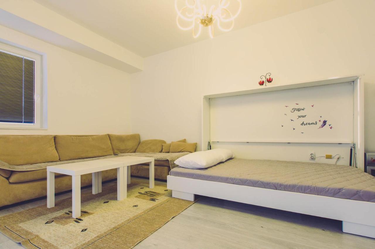 Hristovi Apartments Skopje Eksteriør billede